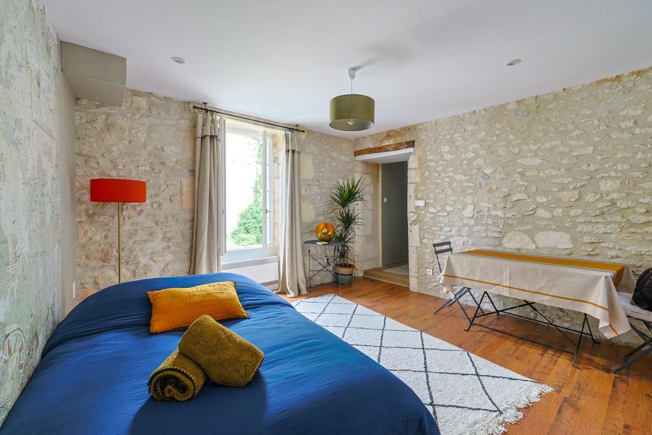 Tour Du Palais #Terrasse #Vue Appartement Cognac Buitenkant foto
